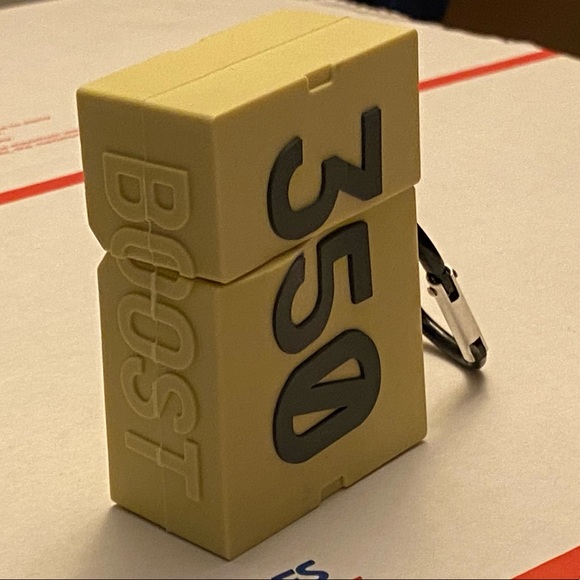 New Air Pod Case - Picture 2 of 2